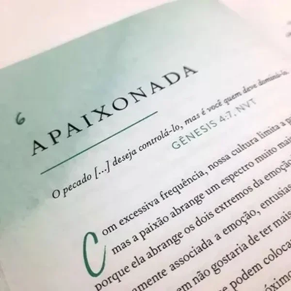 Livro - Forte: Devocionais para Uma Vida Poderosa e Apaixonada - Image 4